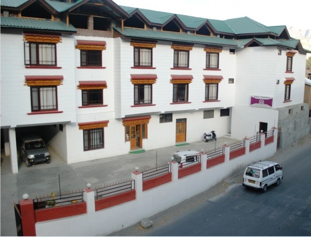 Hotel Zojila Residency Каргил Екстериор снимка